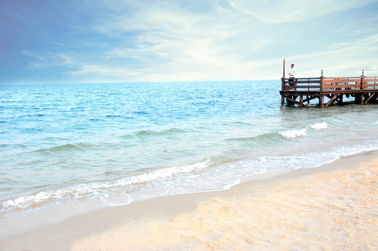 Radisson Blu Resort, Al Khobar Half Moon Bay Exterior foto The beach at the resort